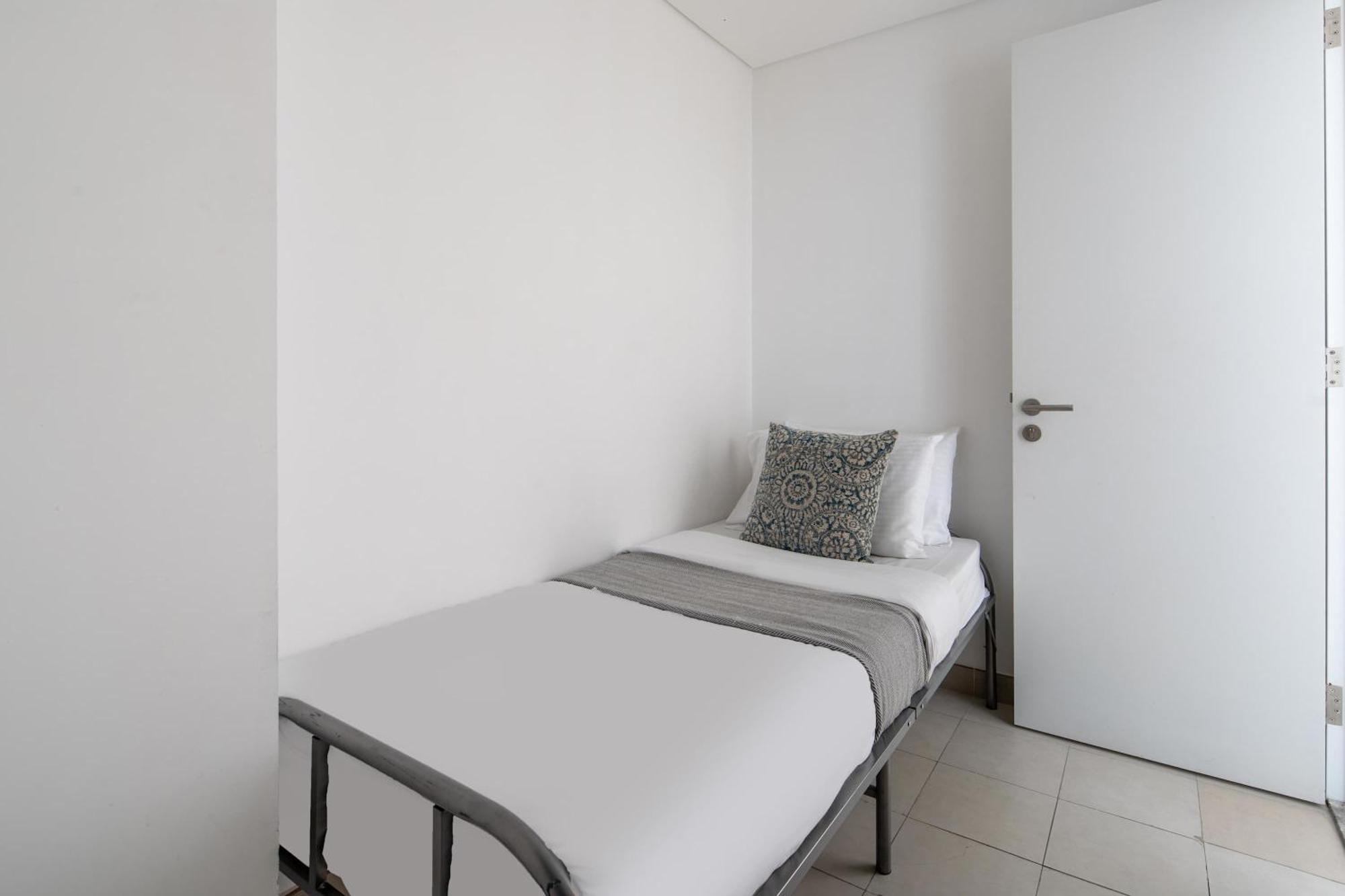 Frank Porter - The Pulse Residences Dubai Exterior photo
