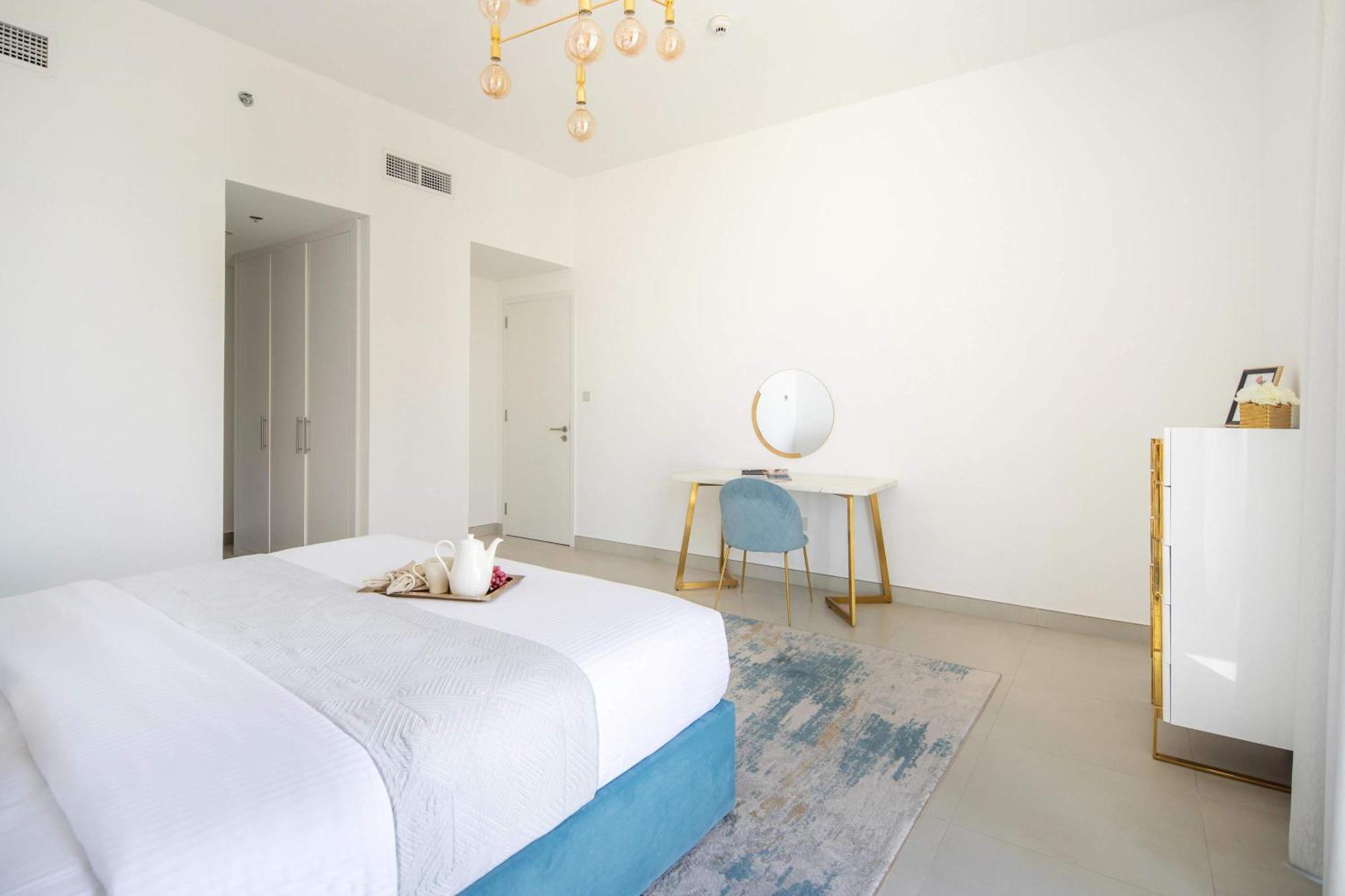 Frank Porter - The Pulse Residences Dubai Exterior photo